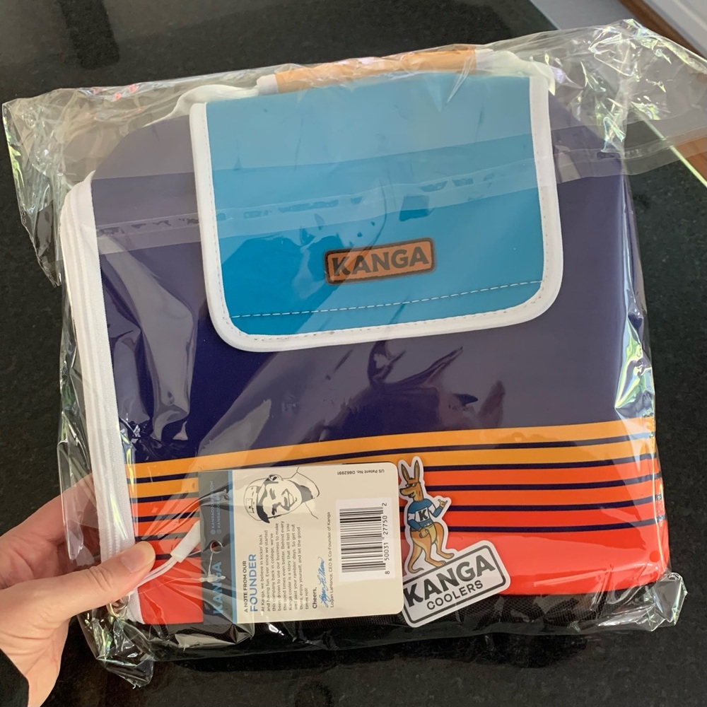 NWT Kanga Cooler